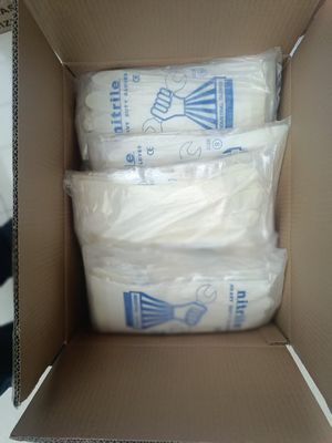Guanti per lavaggio dei piatti a nitrile impermeabili resistenti ai prodotti chimici Logo personalizzato che fornisce una protezione duratura per i lavori di pulizia